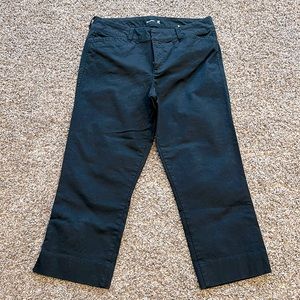 OLD NAVY PIXIE CROP MID RISE PANTS SIZE 4 BLACK
